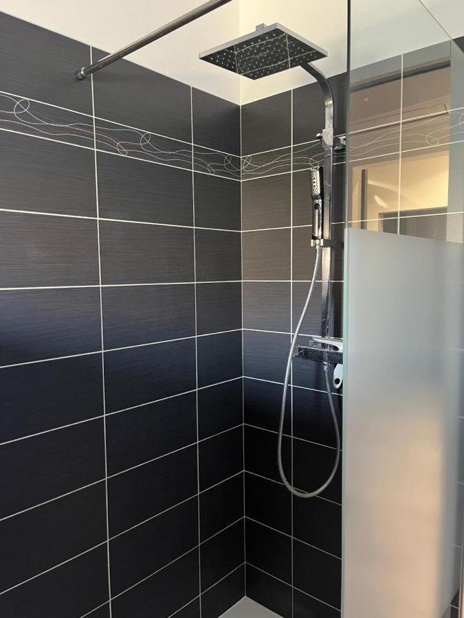 Logement privé sur l'Avenue du Mont Ventoux Carpentras Exterior foto